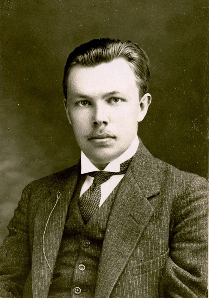 Микола Зеров, 1914–1915 роки